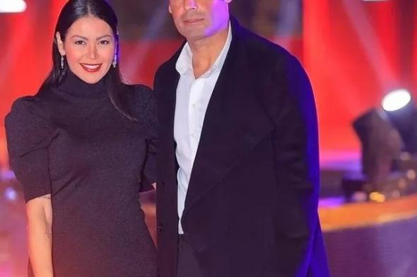 زوج لقاء الخميسي يقدم لها اعتذار علني على الهواء