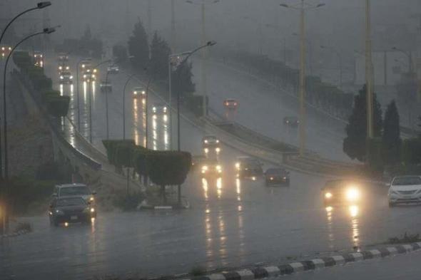 رياح
نشطة
وأتربة
على
سكاكا
وثلاث
محافظات
في
الجوف