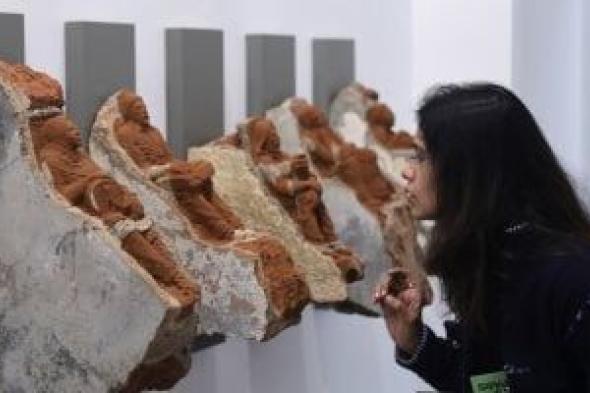 بمشاركة
135
عارضًا
عالميا..
فعاليات
معرض
الهند
للفنون