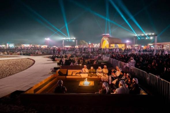 الكويتي
عبدالعزيز
الضويحي
يطرب
«الفرجان»
في
دبي