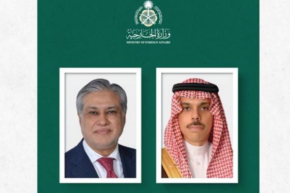 وزير
    الخارجية
    يبحث
    العلاقات
    الثنائية
    والمستجدات
    الراهنة
    مع
    نظيره
    الباكستاني