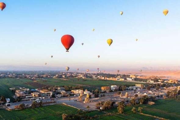 البالون
الطائر..
متعة
وإثارة
في
سماء
الأقصر