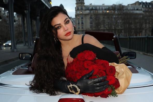 امنحي
يوم
الحب
سحره
الخاص
مع
مكياج
مستوحى
من
أشهر
النجمات