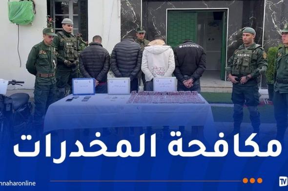 درك
بومرداس
يوقف
12
شخصا
ويحجز
أزيد
من
3
آلاف
قرص
مهلوس