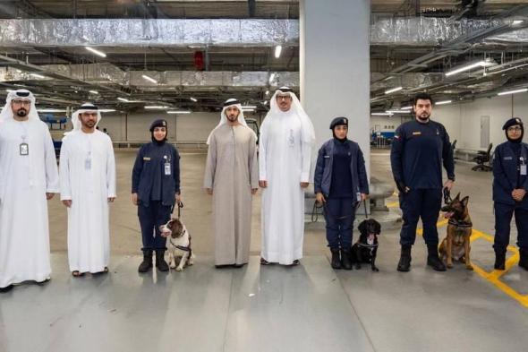 رئيس
      جهاز
      مكافحة
      المخدِّرات
      يتفقد
      منظومة
      التفتيش
      بمطار
      زايد
      الدولي