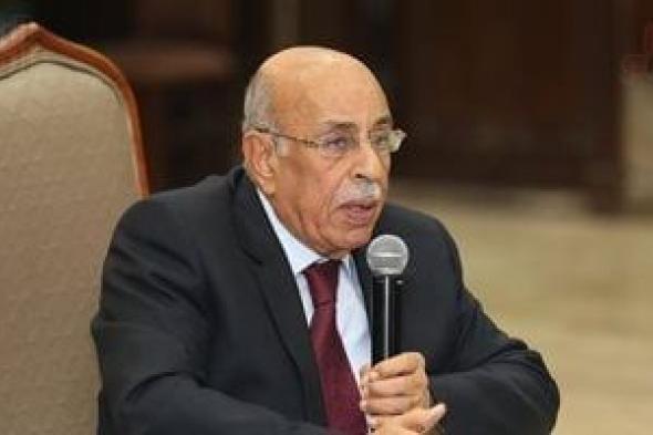 وزير
الشباب
والرياضة
ينعي
الدكتور
مفيد
شهاب