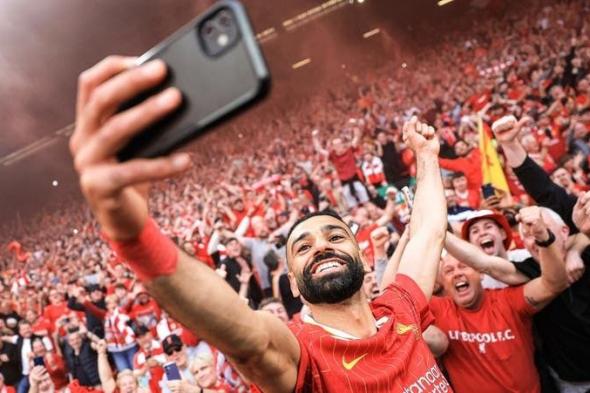 نجم
      ليفربول
      السابق
      لجماهير
      ناديه:
      جهزوا
      "المناديل"..
      "صلاح
      راحل"