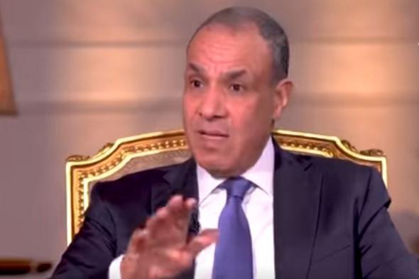 وزير
      الخارجية:
      قضية
      الصومال
      تمس
      الأمن
      القومي
      المصري
      والعربي
      والإفريقي