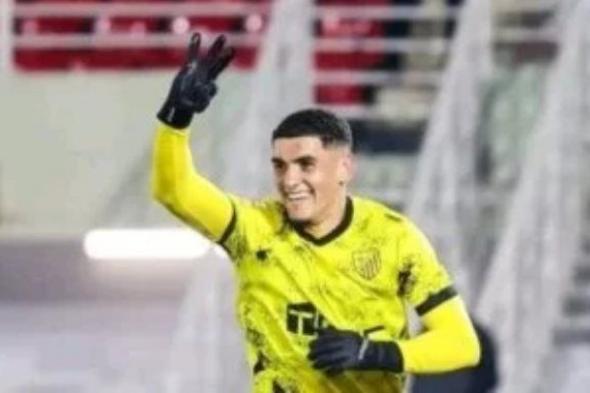 الأهلي يُنهي إجراءات حضور بنجديدة للقاهرة بعد توقيع العقود فى المغرب