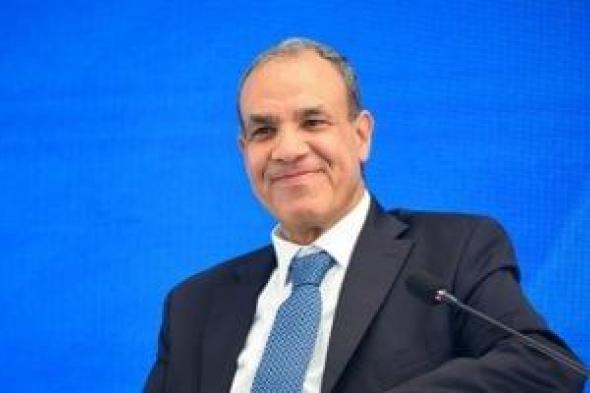 وزير الخارجية يبحث مع نظيره السعودي جهود خفض التصعيد في المنطقة