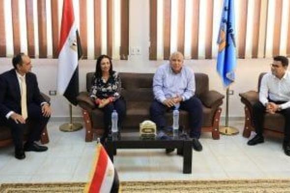 وزيرة التضامن تلتقى القيادات التنفيذية وأعضاء الهيئة البرلمانية والعمد بمطروح