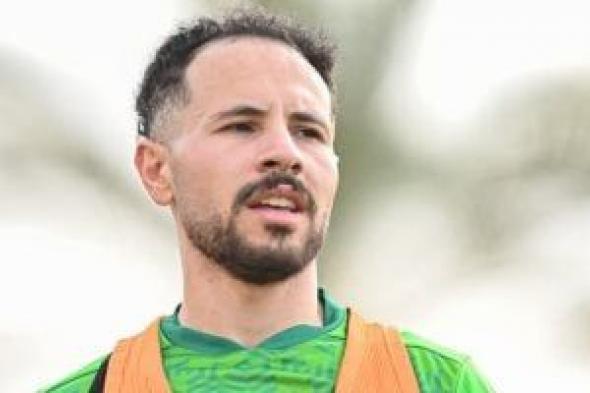 المصرى يجدد تعاقده مع حسن على قائد الفريق لثلاثة مواسم