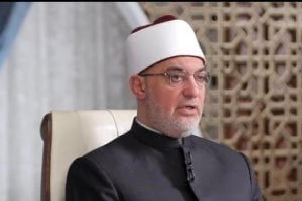 مفتى الجمهورية يهنئ الدكتور محمود صديق لتكليفه بتسيير أعمال رئيس جامعة الأزهر