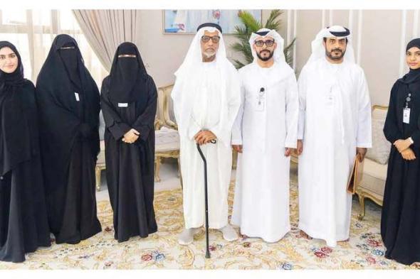 فِرَق عمل بدبا الفجيرة تقدم الخدمات البلدية لكبار المواطنين في منازلهم